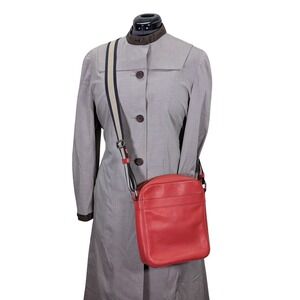 Coach‎ Legacy Leather Crossbody Bag Unisex Size Medium Y2K Purse